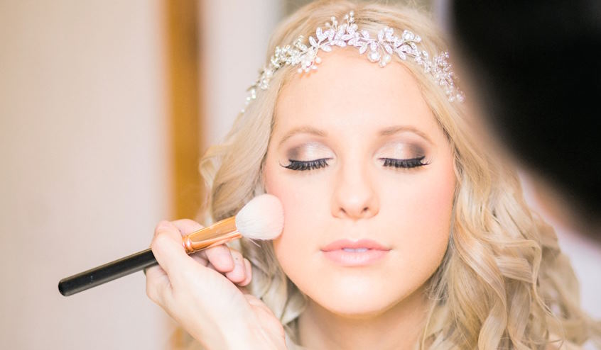 Soft and Subtle: Makeup Ideas for a Daytime Wedding Bride